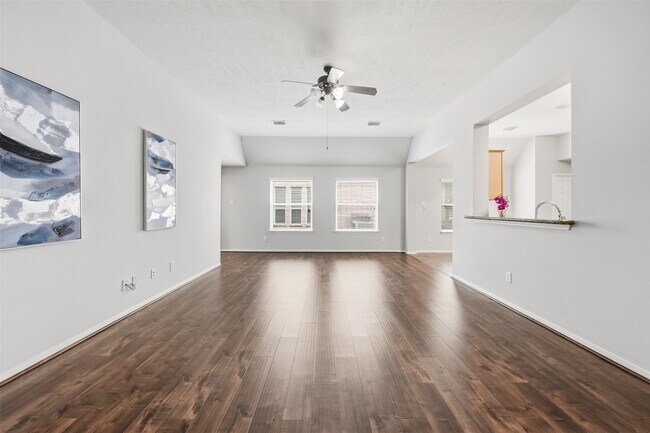 Building Photo - 2319 Falcon Knoll Ln