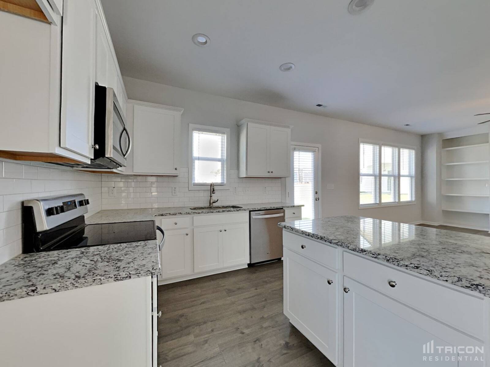 Building Photo - 258 Sturgeon St