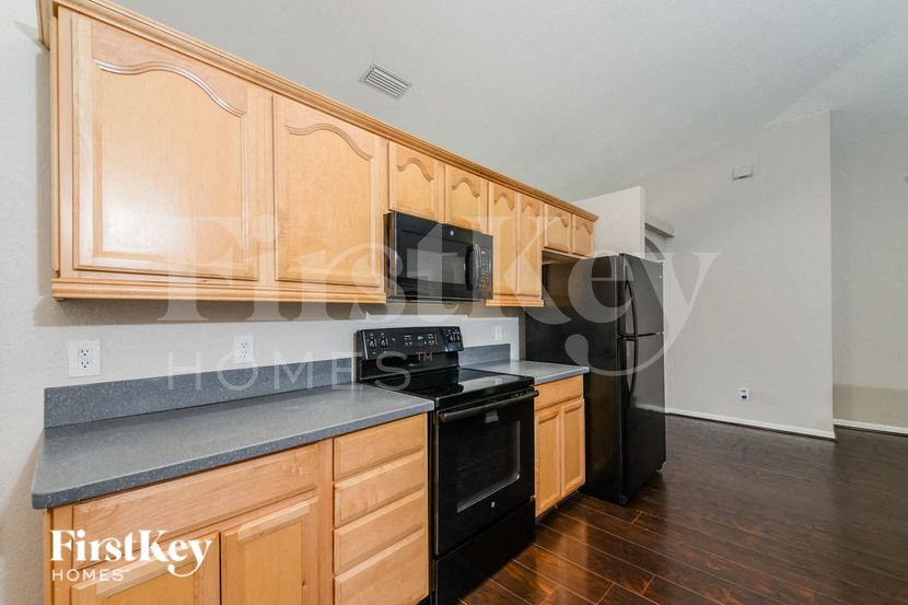 Building Photo - 3596 Monfero Ave