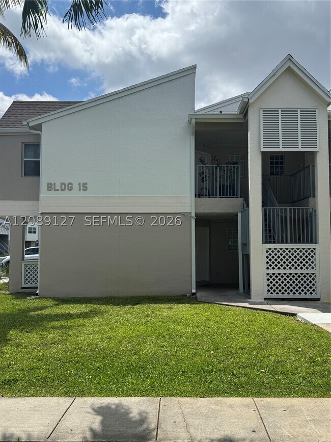 Building Photo - 17440 NW 67th Ct