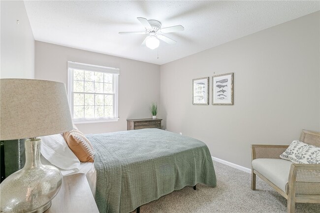 Building Photo - 72 Windward Way