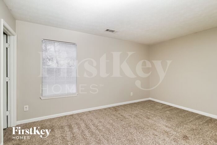 Building Photo - 457 Maid Marion Ln