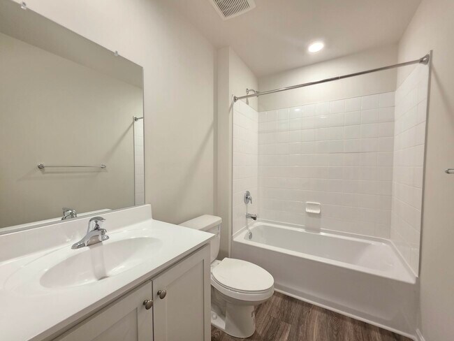 Building Photo - 1105 Albritton Ln