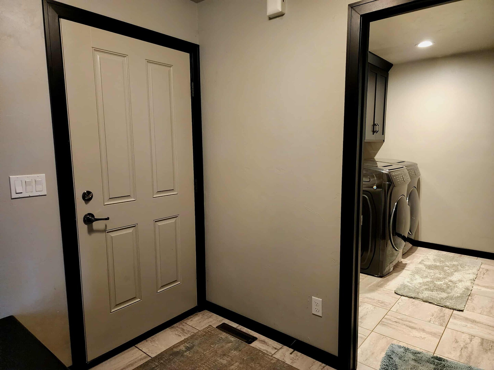 Building Photo - 2453 Scheuring Rd