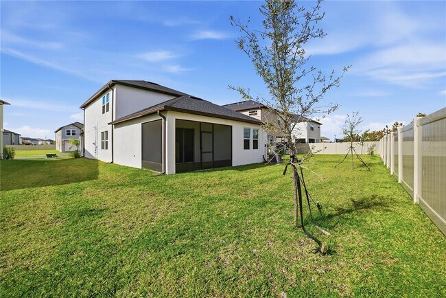 Building Photo - 11534 72nd Pl E