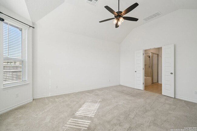 Building Photo - 10833 Coppola