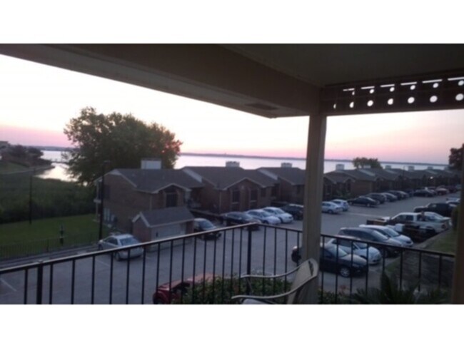 Primary Photo - 1 BEDROOM CONDO**** FAULKNER POINT 2***