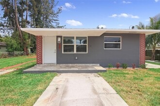 Building Photo - $2,700MONTHLY;11715 NW 22ND CT MIAMI, FL 3...