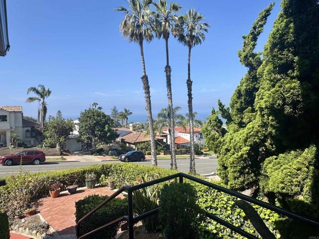 Building Photo - 4452 Orchard Ave