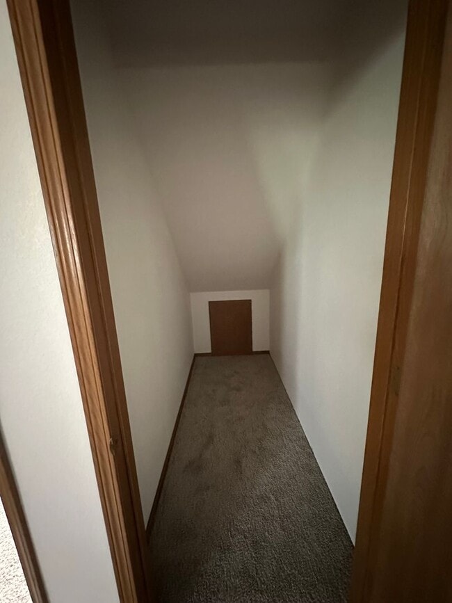 Building Photo - Riverside Harbor Two Story Home