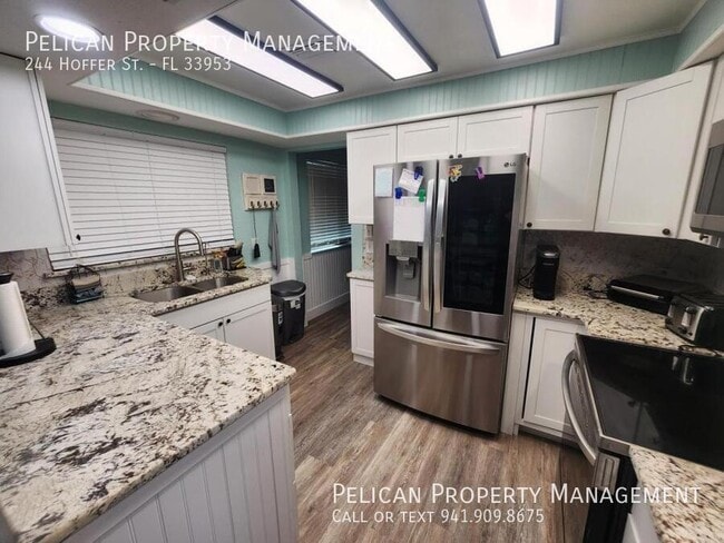 Building Photo - 244 Hoffer St