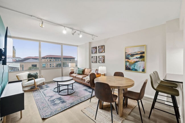 Building Photo - 1800 Lavaca St