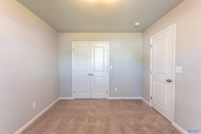 Building Photo - 118 Ocean Springs Ave