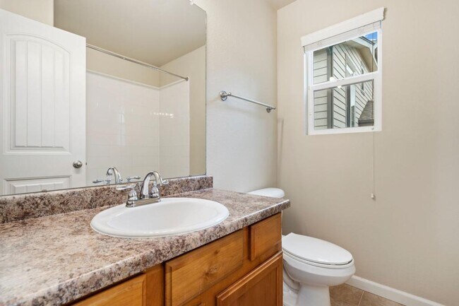 Building Photo - 2255 Sopris Cir
