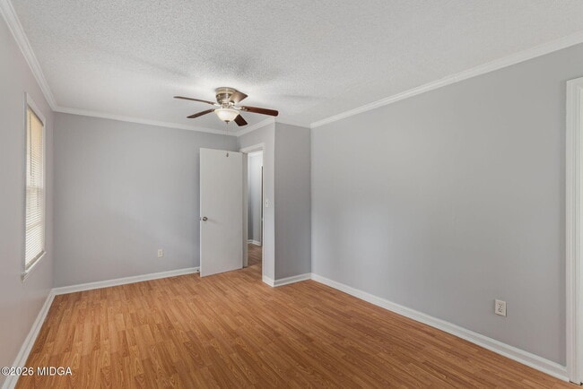 Building Photo - 1496 Wesleyan Dr