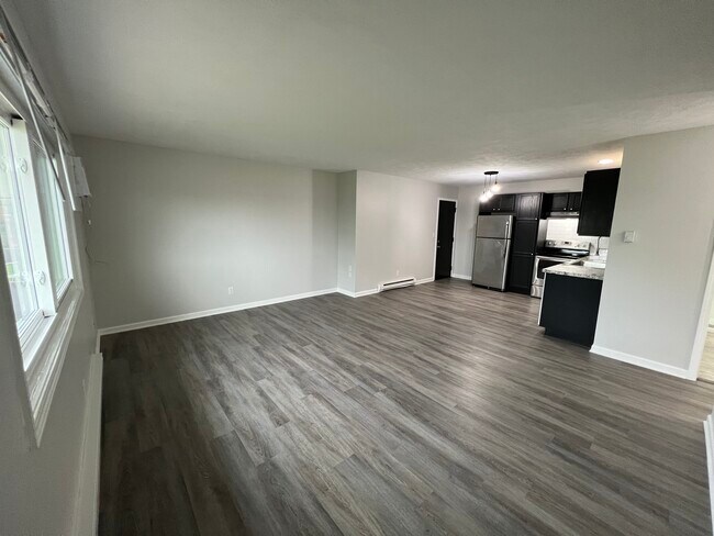 Building Photo - 5684 Windy Knoll Dr