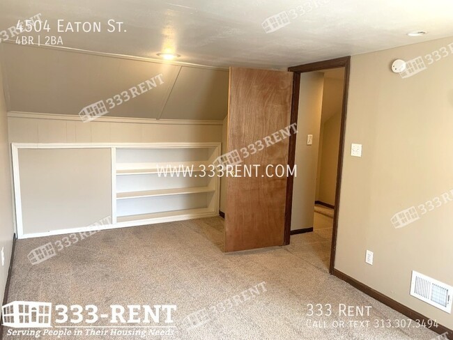 Building Photo - Need space? This home is perfect for you!