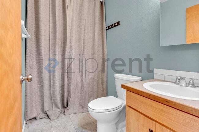 Building Photo - 264 Cervantes Cir