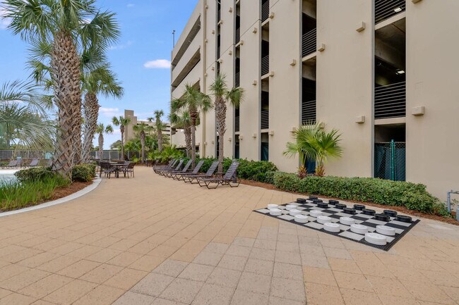Building Photo - 14825C2 Front Beach Rd