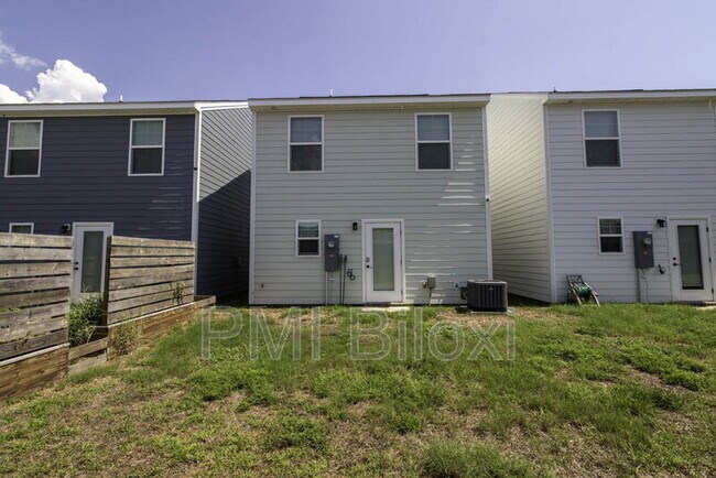 Building Photo - 143 Coral Breeze Dr