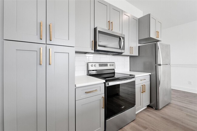 Building Photo - 3238 Frying Pan Place