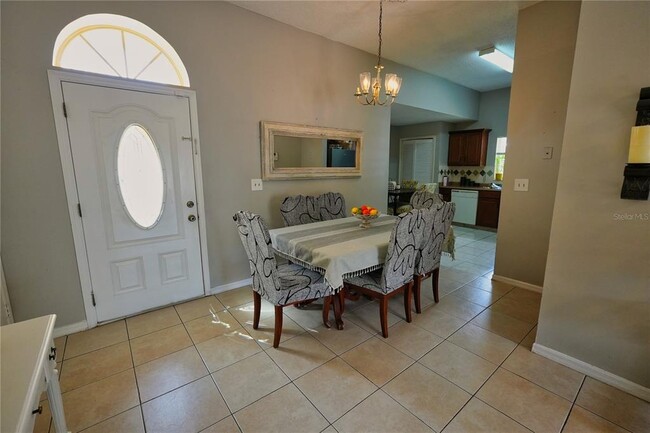 Building Photo - 11702 Cuxham Dr