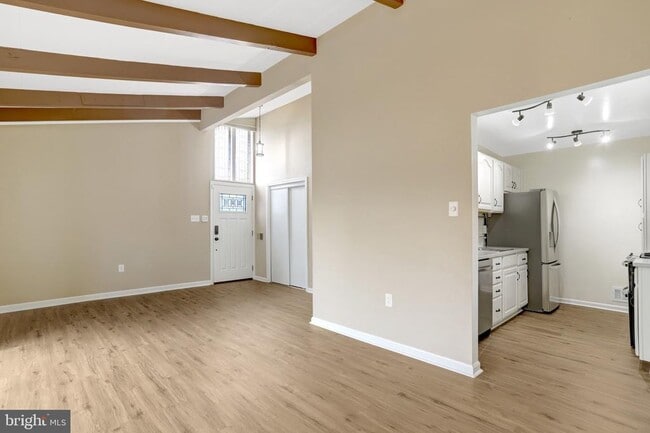 Building Photo - 2800 Joseph Makell Ct