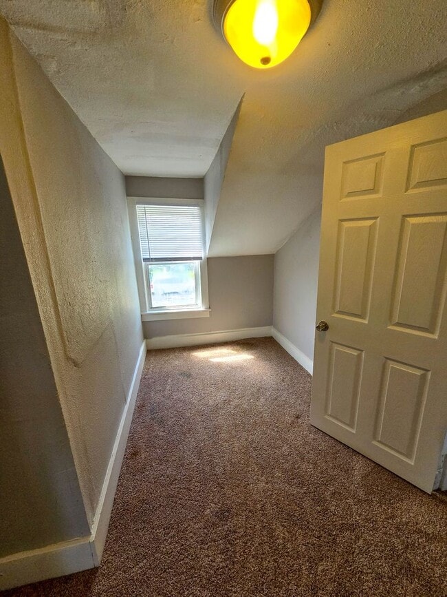 Building Photo - Charming 5 Bedroom Home in Aledo with Mode...