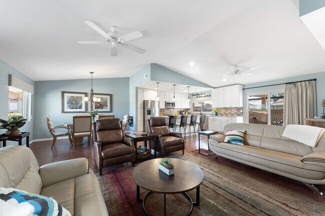 Building Photo - Welcome to this updated & spacious Golf Course Home in Leisure World a 45+ Active Adult Resort Co...