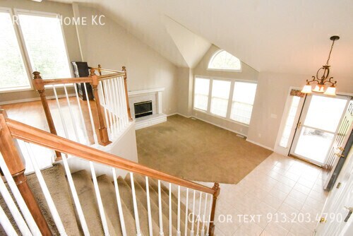 Building Photo - 15246 S Acuff Ln