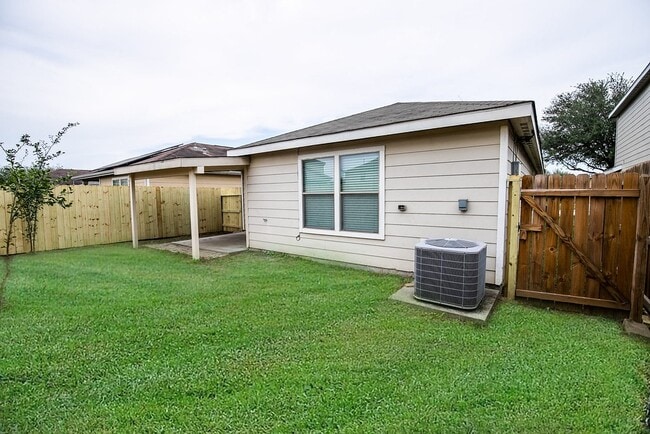 Building Photo - 2727 Piney Lake Ct