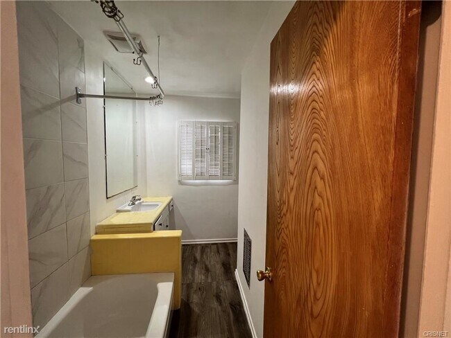 Building Photo - 3 br, 2 bath House - 10939 Gloria Ave