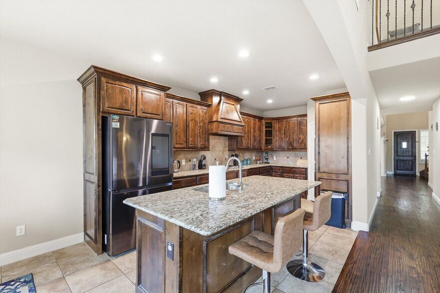 Building Photo - 1370 Pelican Dr