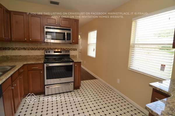 Building Photo - 7020 Aspen Ave