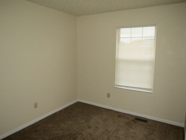 Building Photo - 1091 Rendezvous Ln