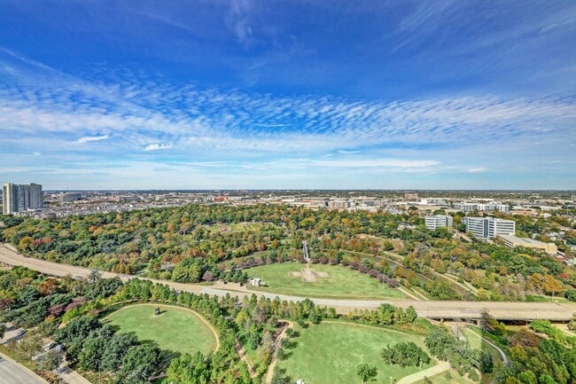 Building Photo - 1711 Allen Pkwy