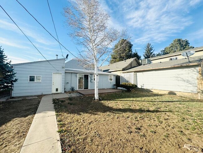 Building Photo - Cute 2 bedroom House in Eaton