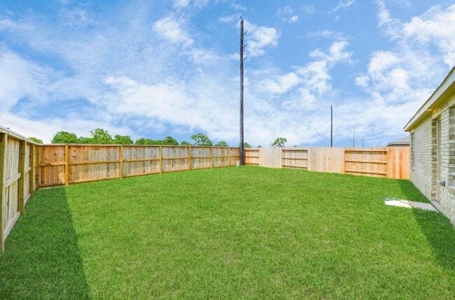 Building Photo - 27438 Sweetwater Bay Dr