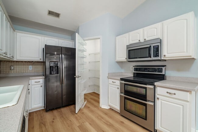 Building Photo - Ladson Home with Spacious Outdoor Living!