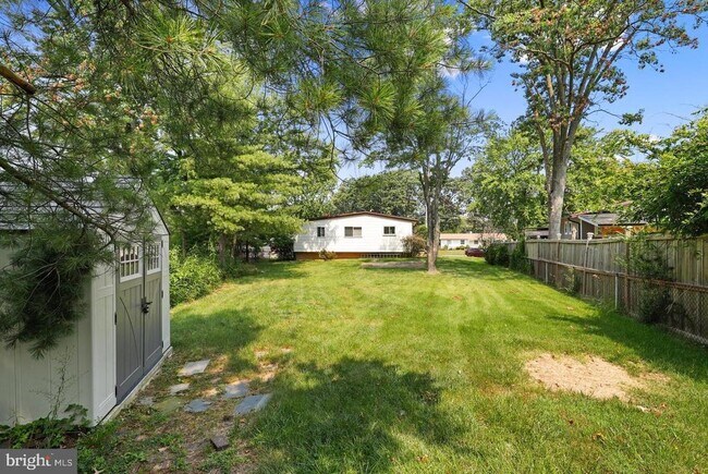 Building Photo - 6609 Bowie Dr