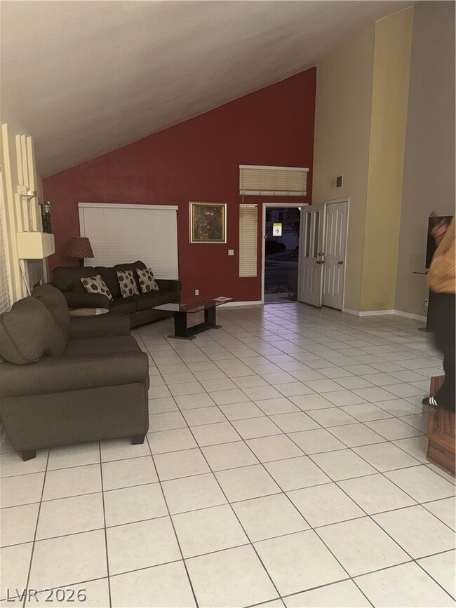 Building Photo - 7842 W Gilmore Ave