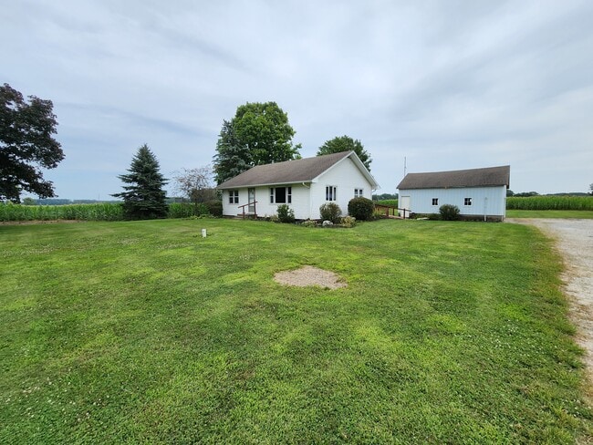 Building Photo - 7146 Tamarack Rd
