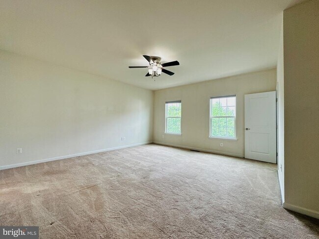 Building Photo - 7396 Brunson Cir