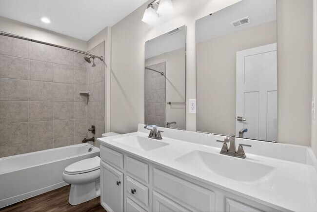 Building Photo - 8625 Windon Ct