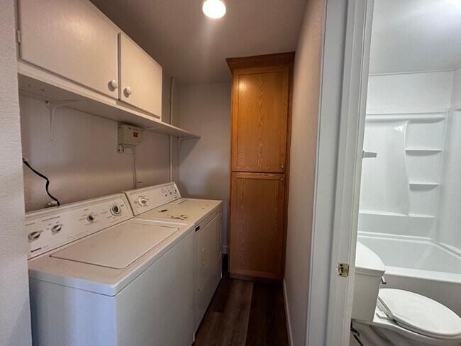 Building Photo - 141