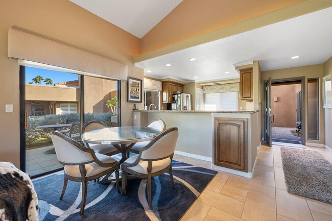 Building Photo - 73416 Poinciana Pl