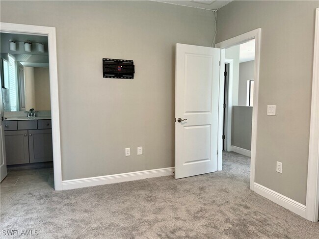 Building Photo - 1338 Kendari Terrace