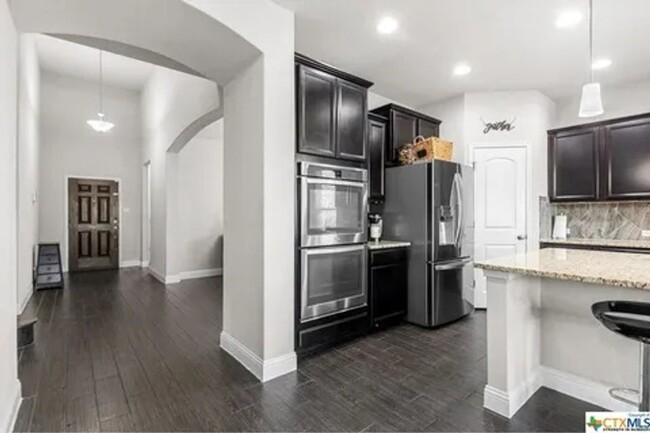 Building Photo - Spacious 4BR House in Harker Heights
