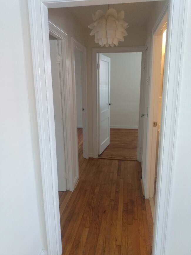 Building Photo - 2300 Mount Pleasant St