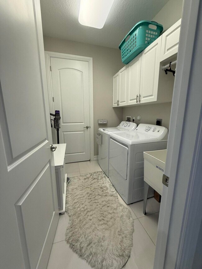 Building Photo - 56 Sabal Ct